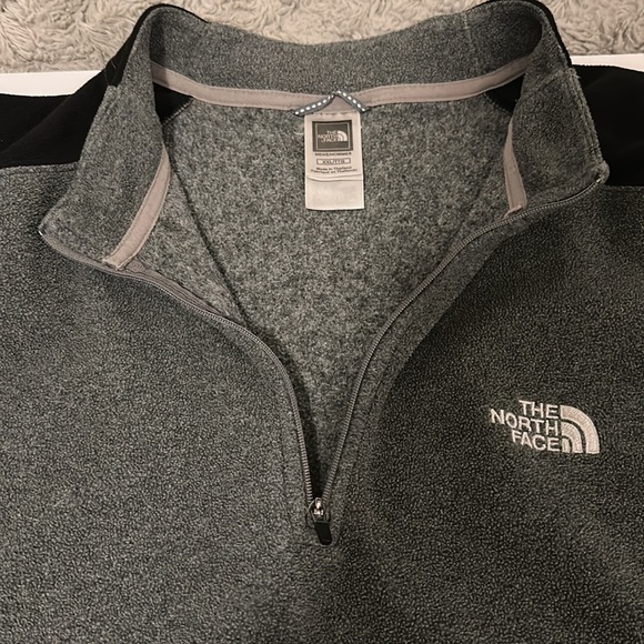 The North Face hiking jacket size 2xl in men’s it is a TKA 100 jacket. - Picture 3 of 3